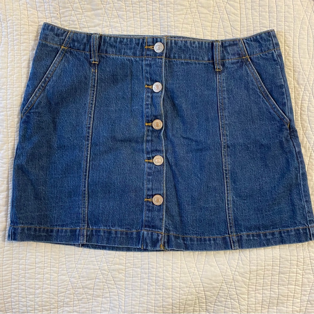 🔹3/$15🔹 Forever 21 Button Front Jean Skirt